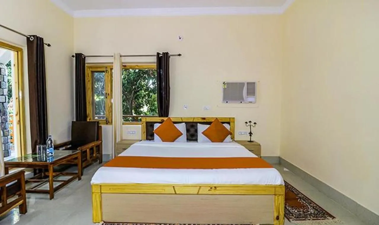 Otel Fabhotel Starlight Sanctuary Gurgaon