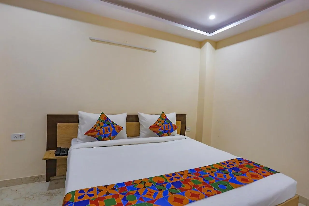 Otel Fabhotel Starlight Sanctuary Gurgaon