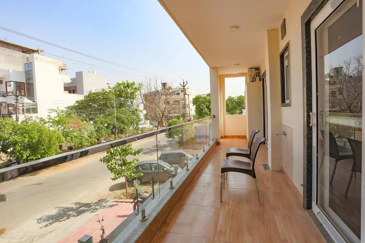 Fabhotel Starlight Sanctuary Gurgaon
