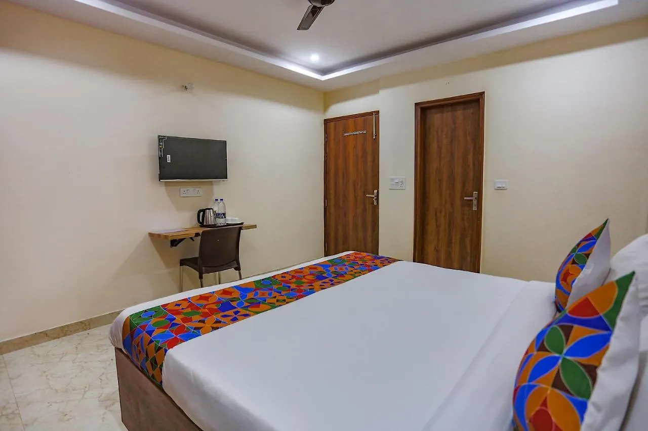 Fabhotel Starlight Sanctuary Gurgaon Hindistan